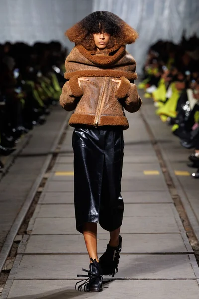 Look 21